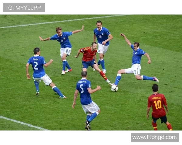 杭州足球队崛起之路:世锦赛背后的奋斗与荣耀故事 杭州足球队崛起之路:世锦赛背后的奋斗与荣耀故事