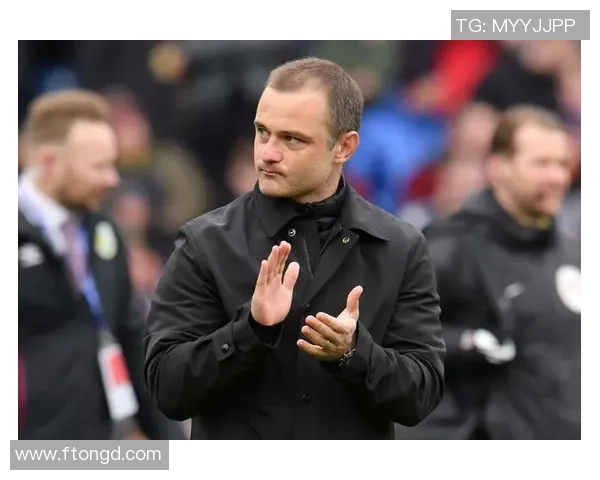 现役大牌足球明星的辉煌成就与未来展望分析